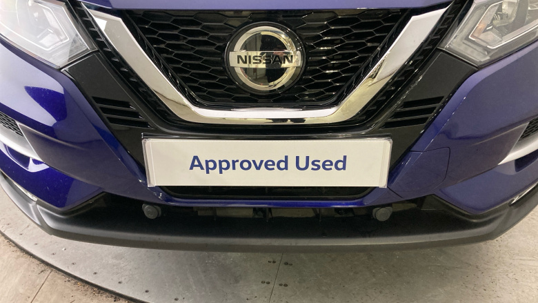 Nissan Qashqai 1.3 DiG-T N-Connecta 5dr Petrol Hatchback
